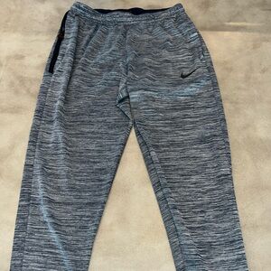 😎 Nike dry fit joggers